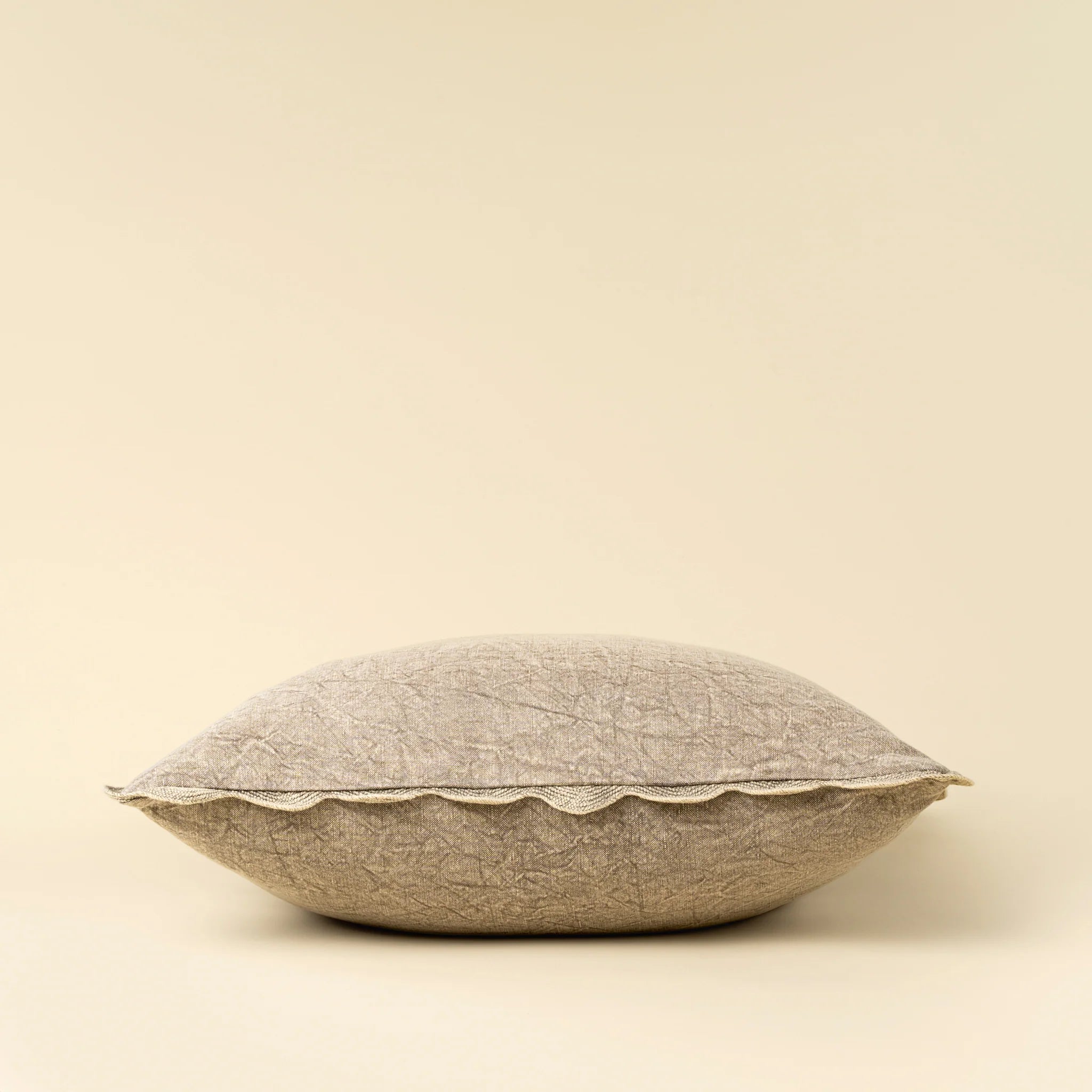 20x20 Scalloped Edge Pillow, Silver Grey