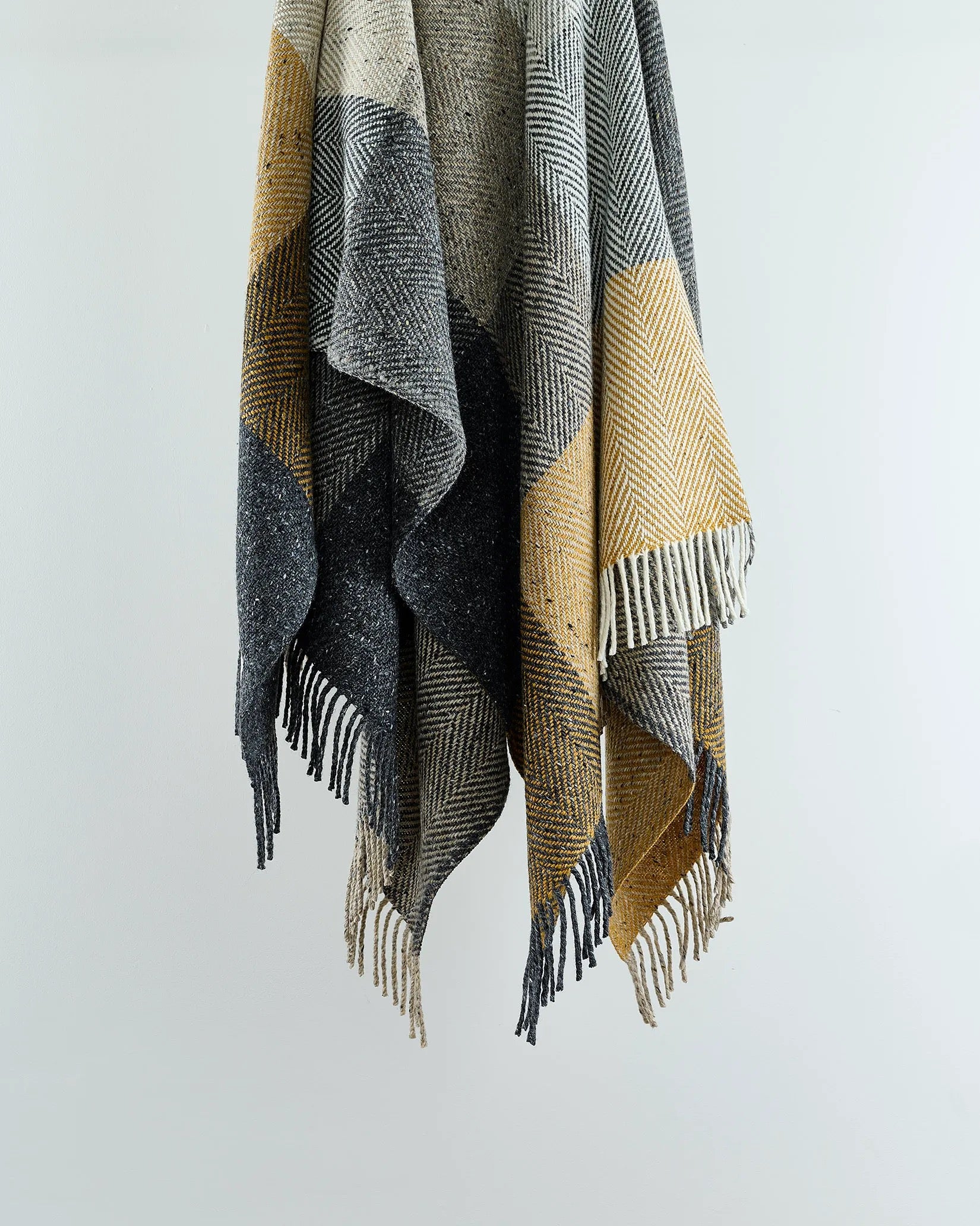 Peat wool throw