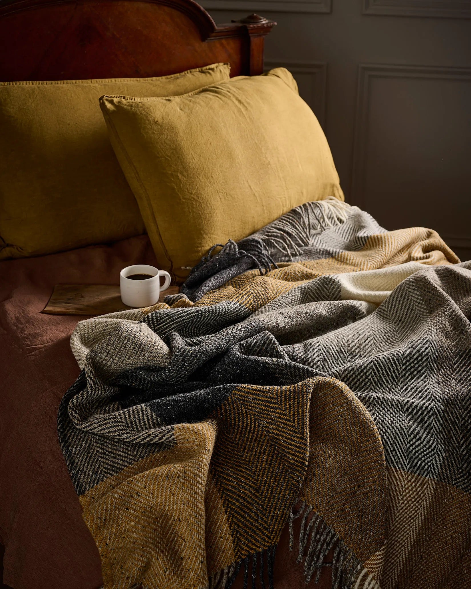 Peat wool throw