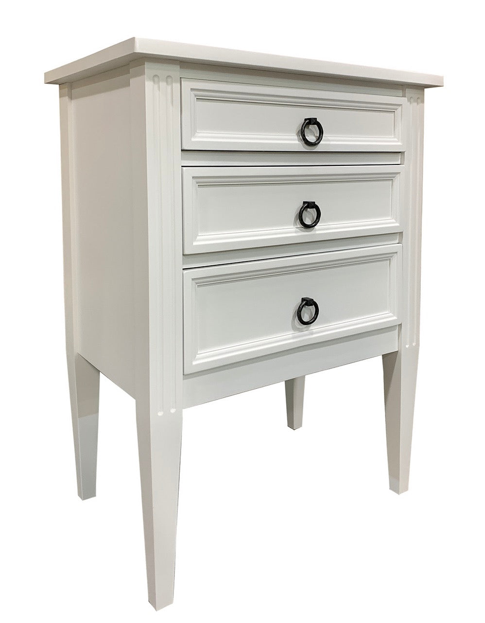 Cherbourg Queen Triple Commode