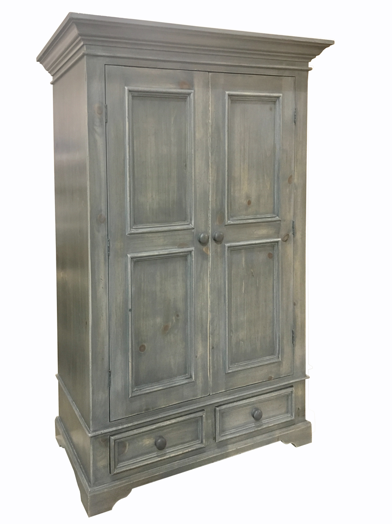 Garderobe; storm cloud