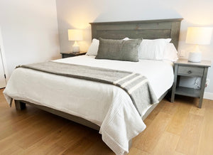 Stage Coah platform bed set; manoir grey