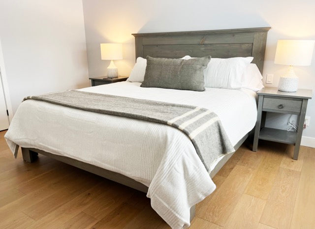 Stage Coah platform bed set; manoir grey