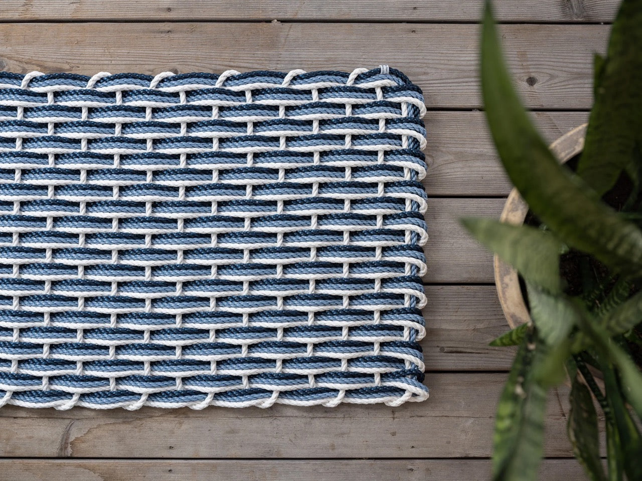 Marine rope carpet Pearl/Glacier Bay/Navy 21x34