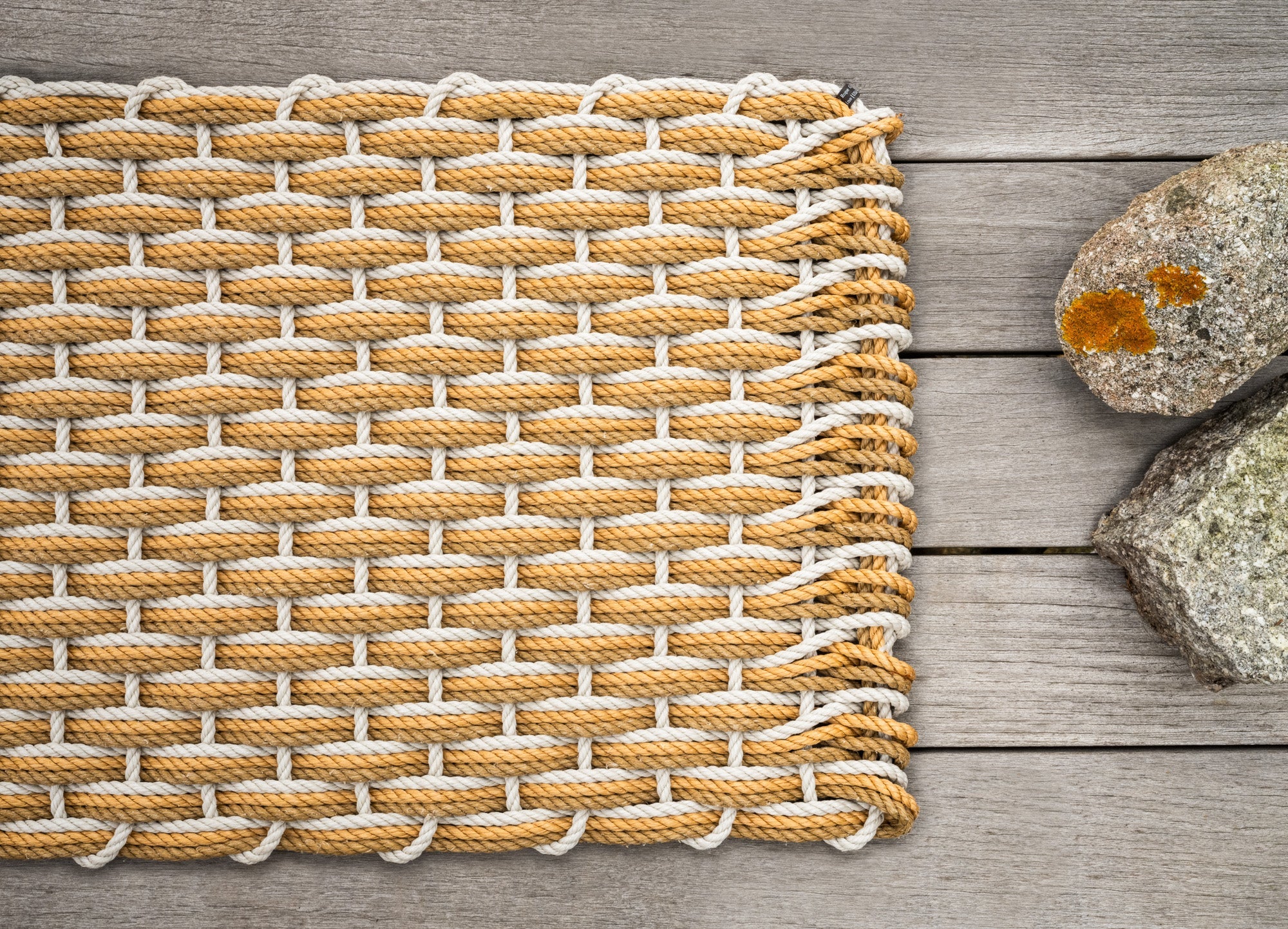 Marine rope carpet Oyster Honeycomb Wheat 21x34