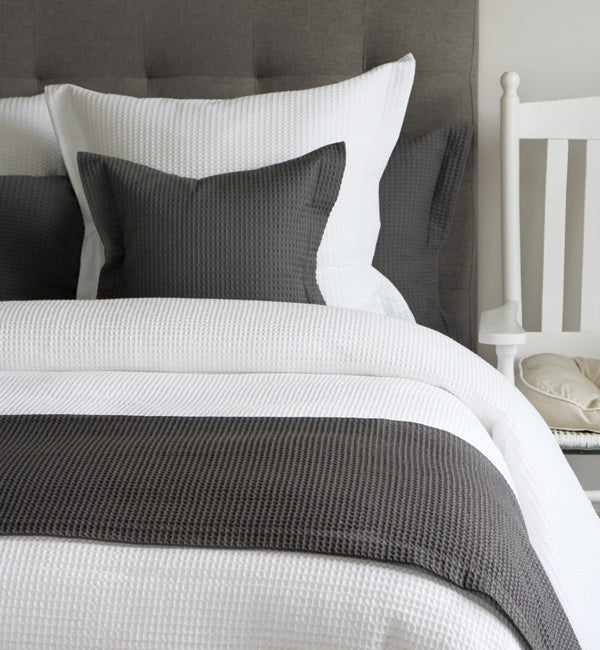 Waffle Weave White Duvet cover with 2 pillow cases